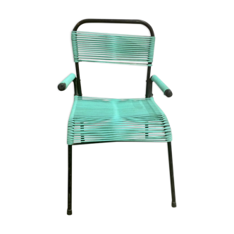 Children's chair in metal and scoubidou