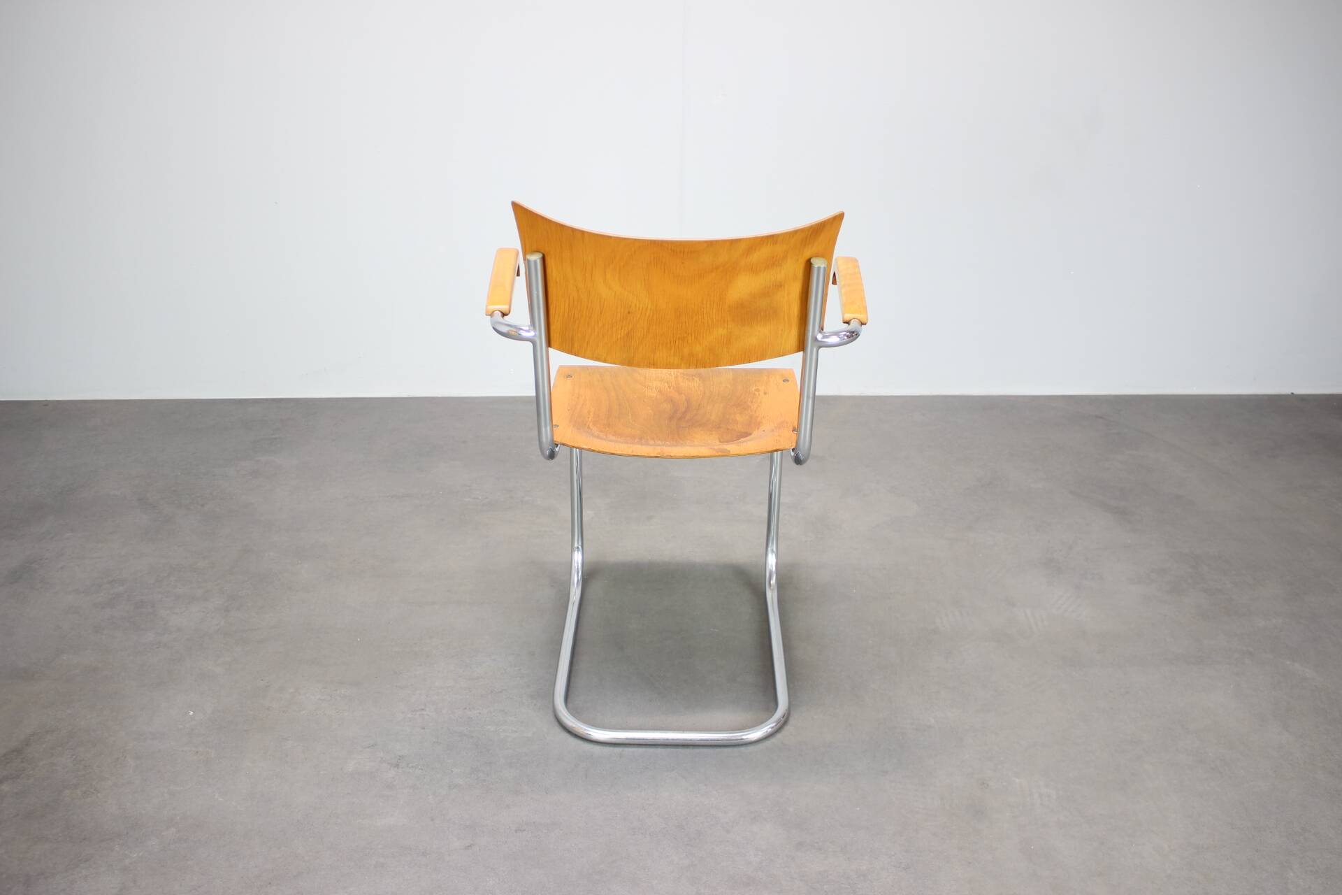 Chrome tubular chair in the style of Mart Stam, Czechoslovakia, 1930s.