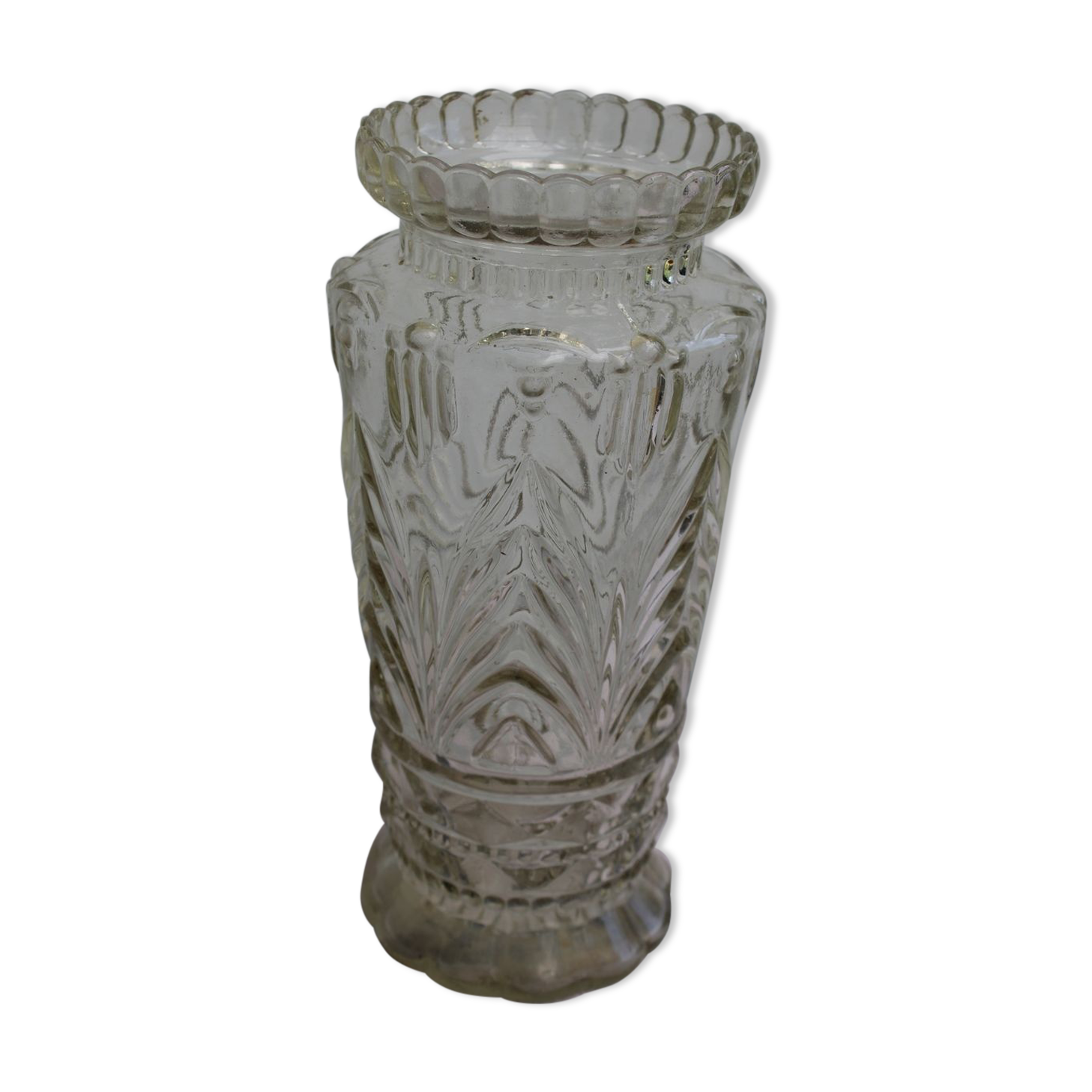 Transparent glass vase