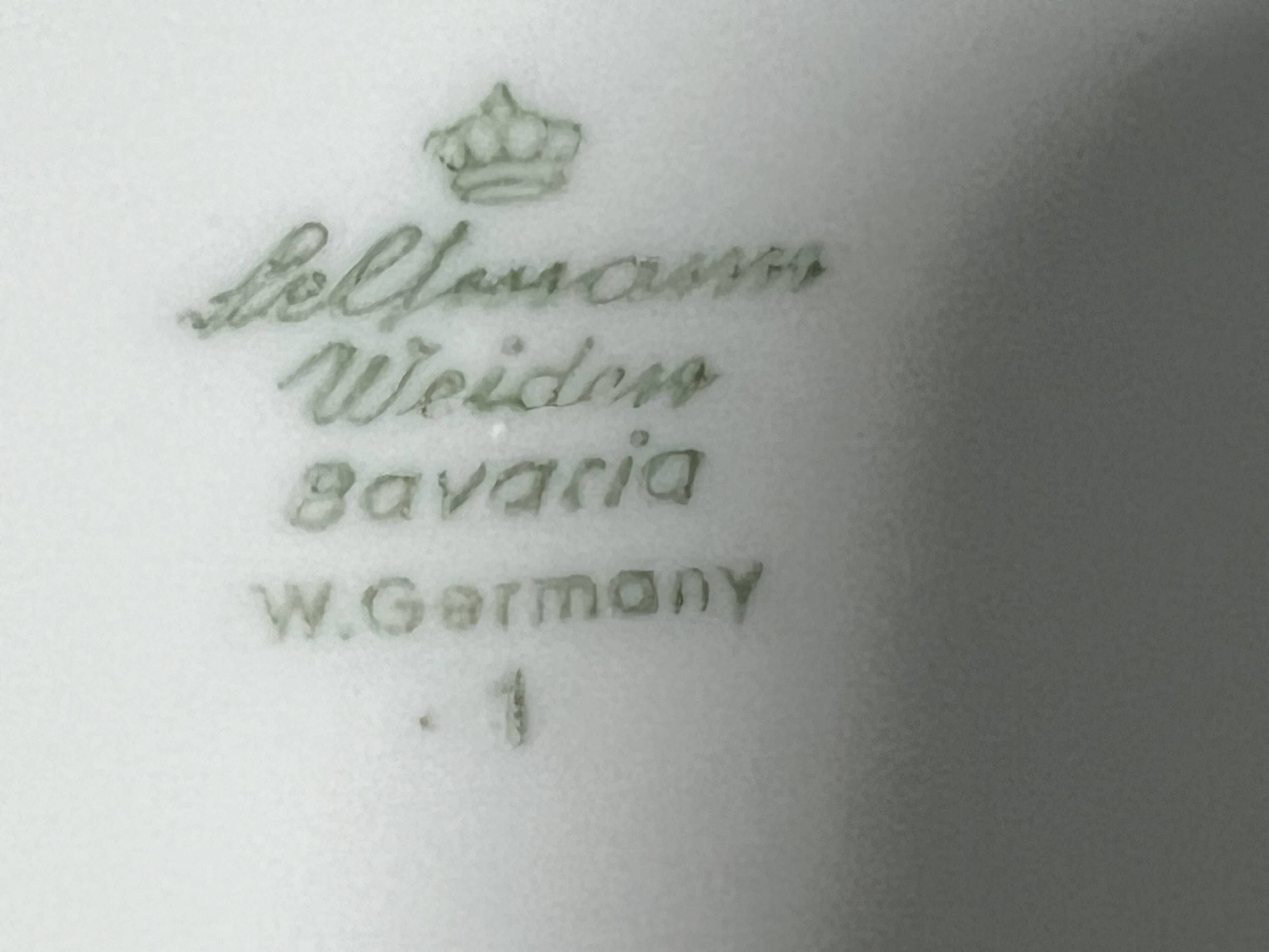2 flat plates in white porcelain Seltmann Weiden, Bavaria, W. Germany