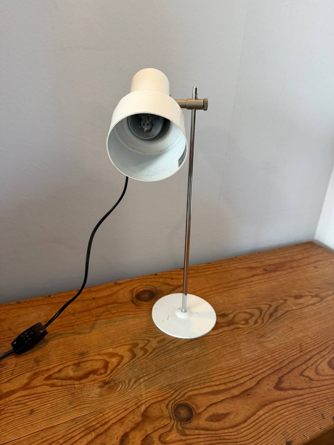 White aluminium designer table lamp made in Germany vintage