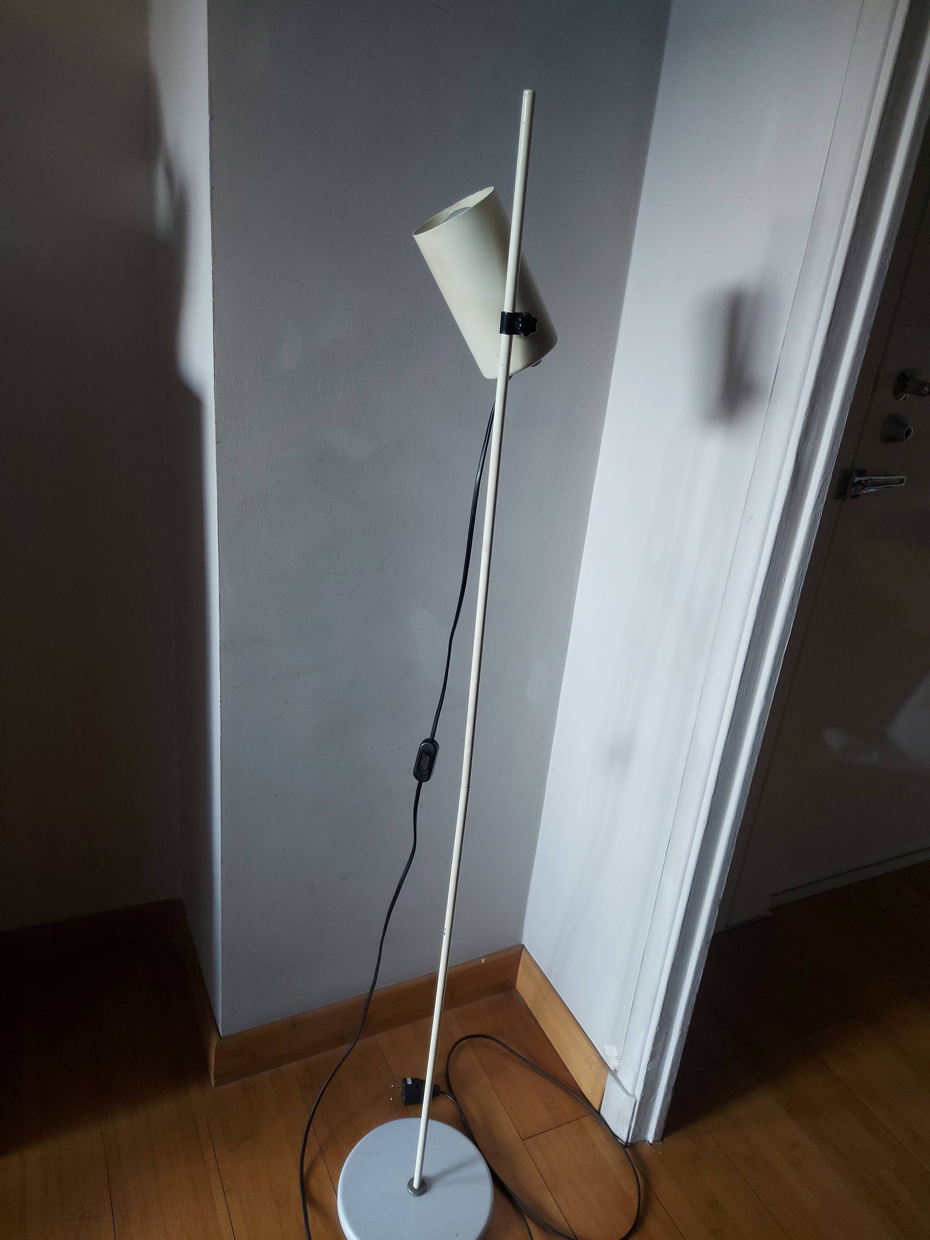 Floor lamp from the 70s and 80s, Habitat
