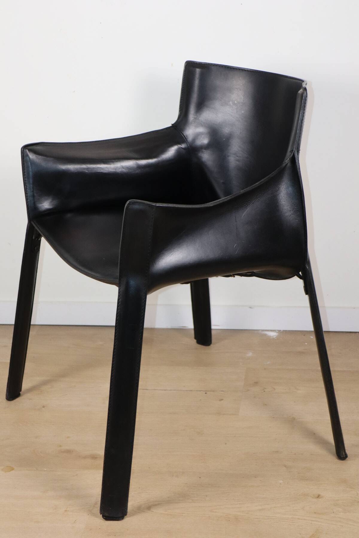 Fauteuil vintage en cuir noir - Années 80