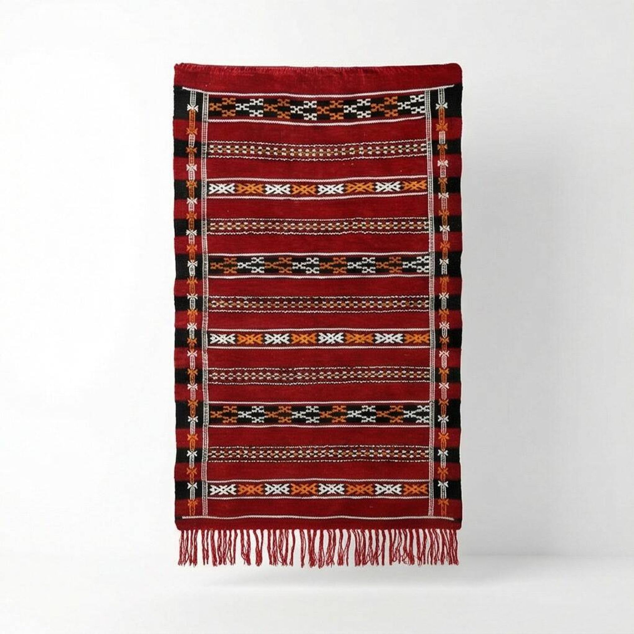 Tapis kilim ethnique rouge, Maroc