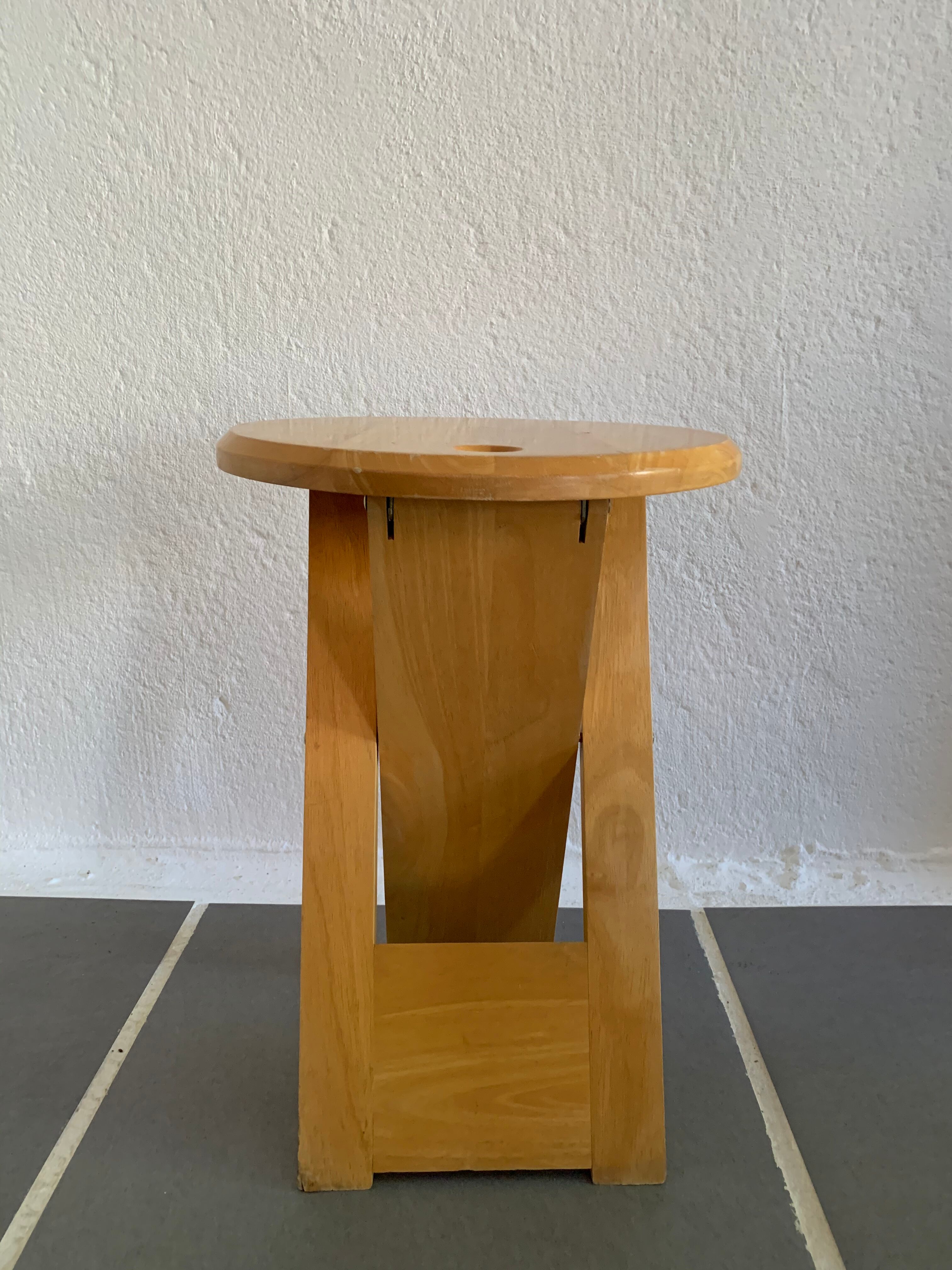 Suzy stool by Adrian Reed