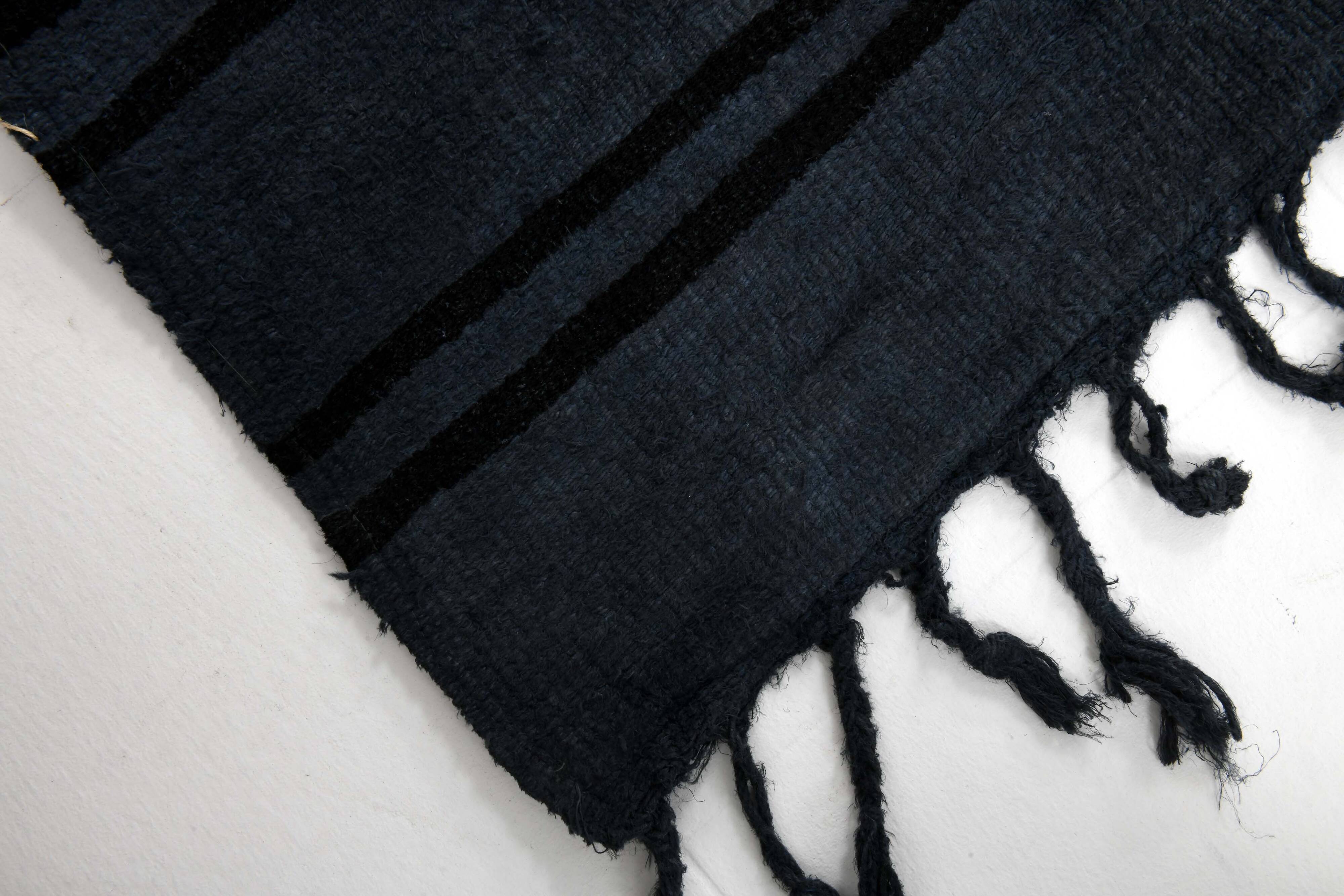 6x8 Navy Blue & Black Striped Kilim Rug, 174x240Cm