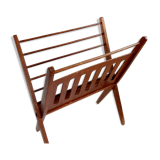 Scandinavian magazine holder