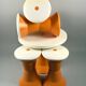 Ensemble de tabourets et table Space Age – Plastique orange et blanc, style italien vintage.