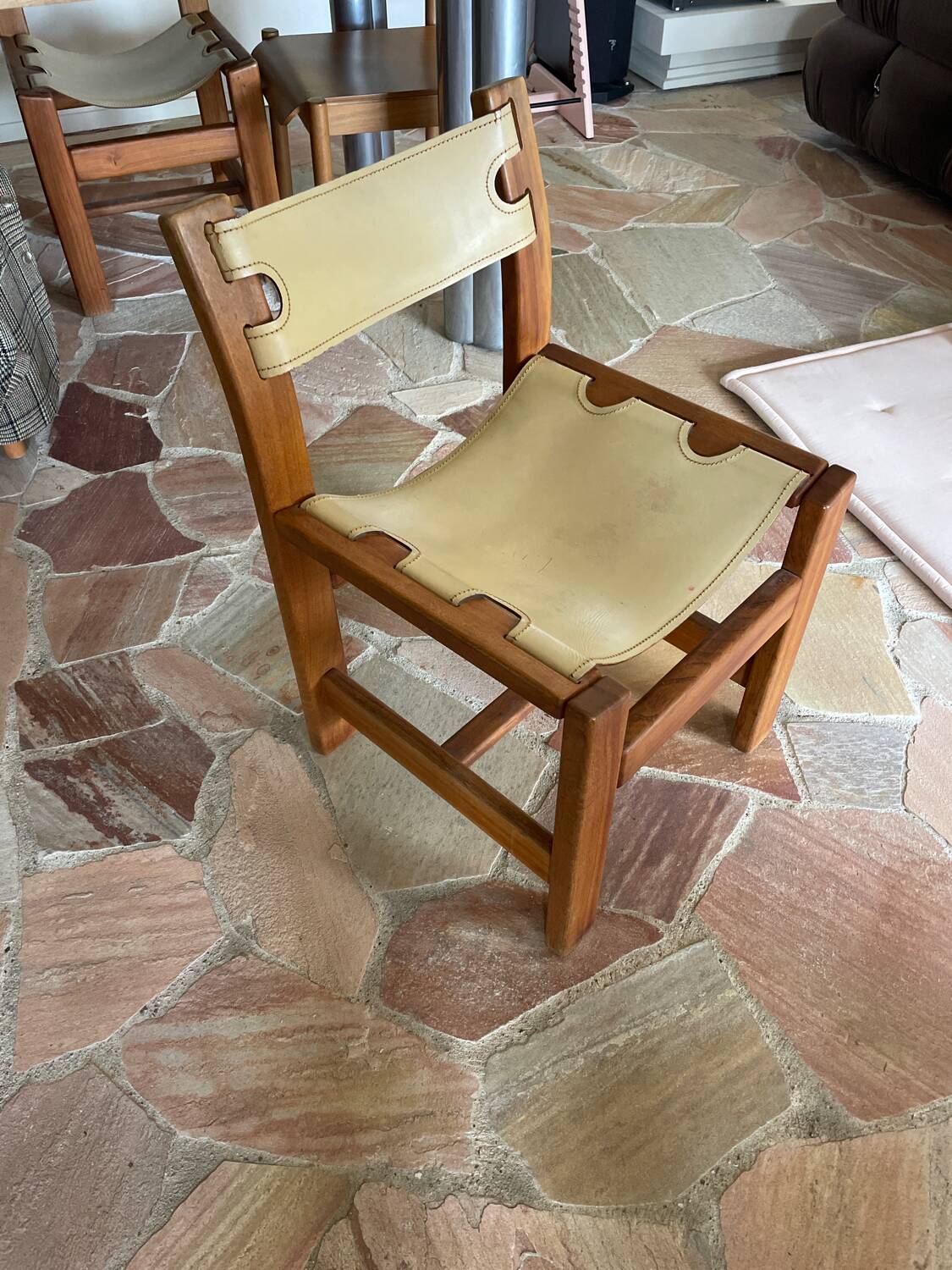 6 Maison Regain chairs