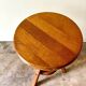 Tabouret tripode à vis en bois