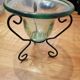 Vase en verre sur pieds fer forgé vintage