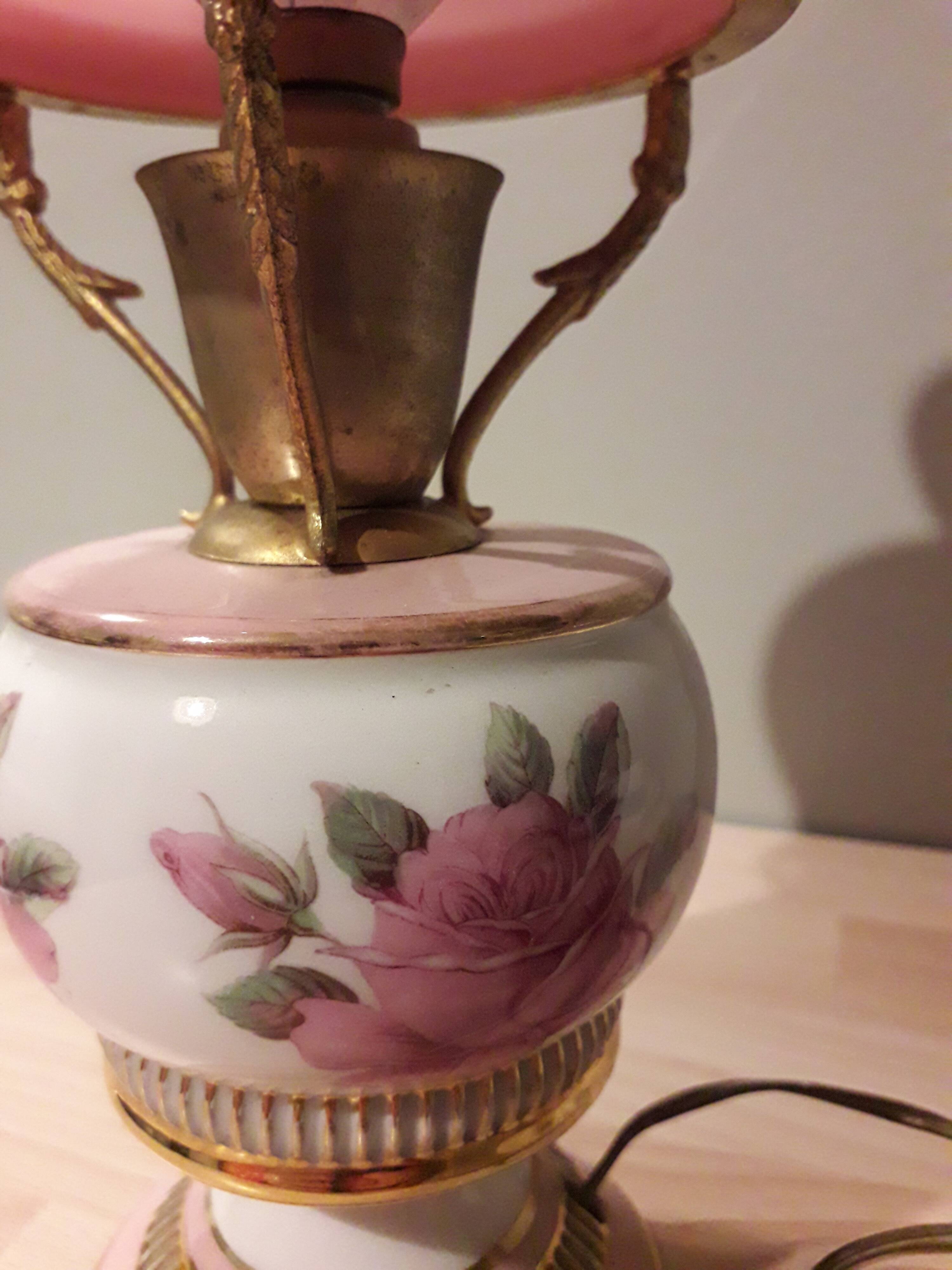 Table lamp