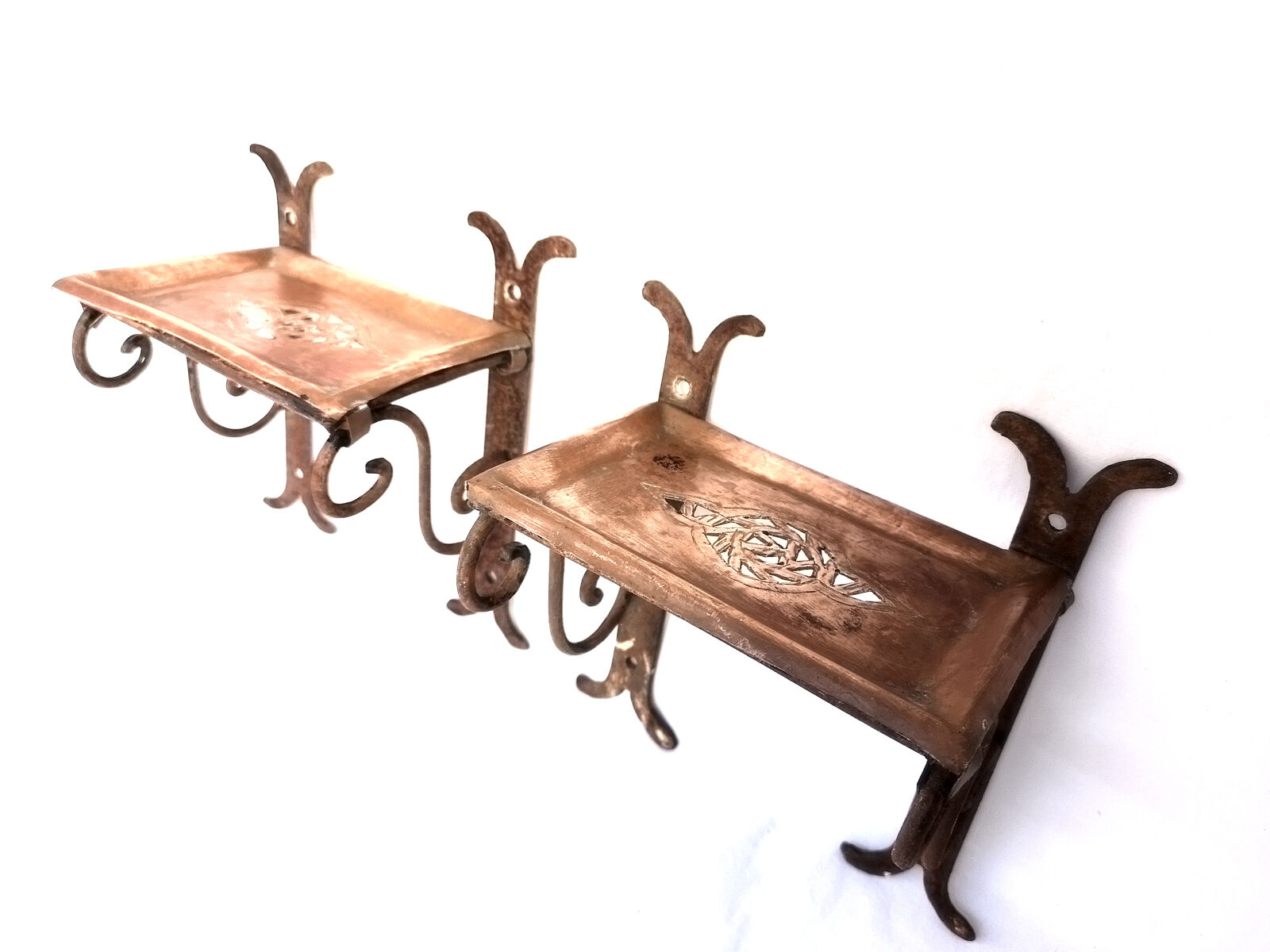 Pair of Arabic soap holders