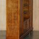 Bibliothèque-armoire Art Nouveau en noyer burr et chêne par Léon Jallot
