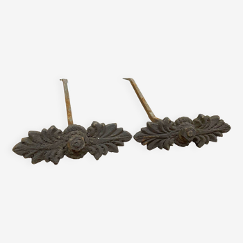 Heads and beam supports in cast iron 18th century period circa 1750