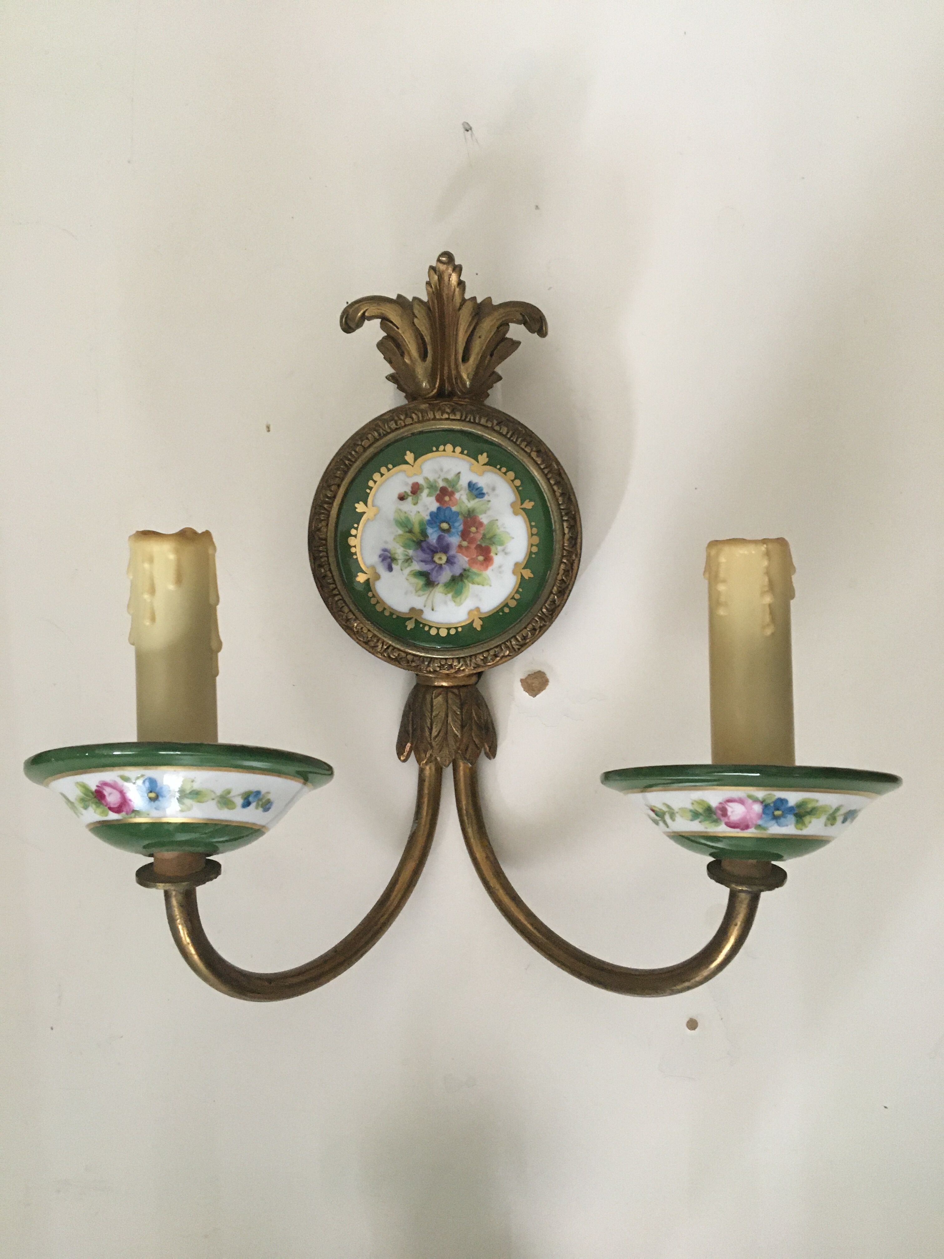 Pair of 1900 appliques