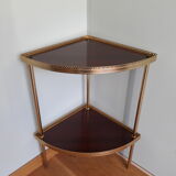 Shelf corner console notch in formica