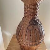 Vase en rotin vintage