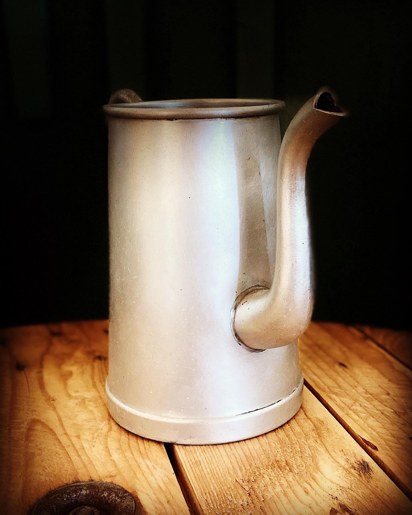 Aluminum carafe