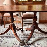 English extending table (included) & lion paw legs, seats 6 to 8.