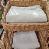 Bakery wicker basket