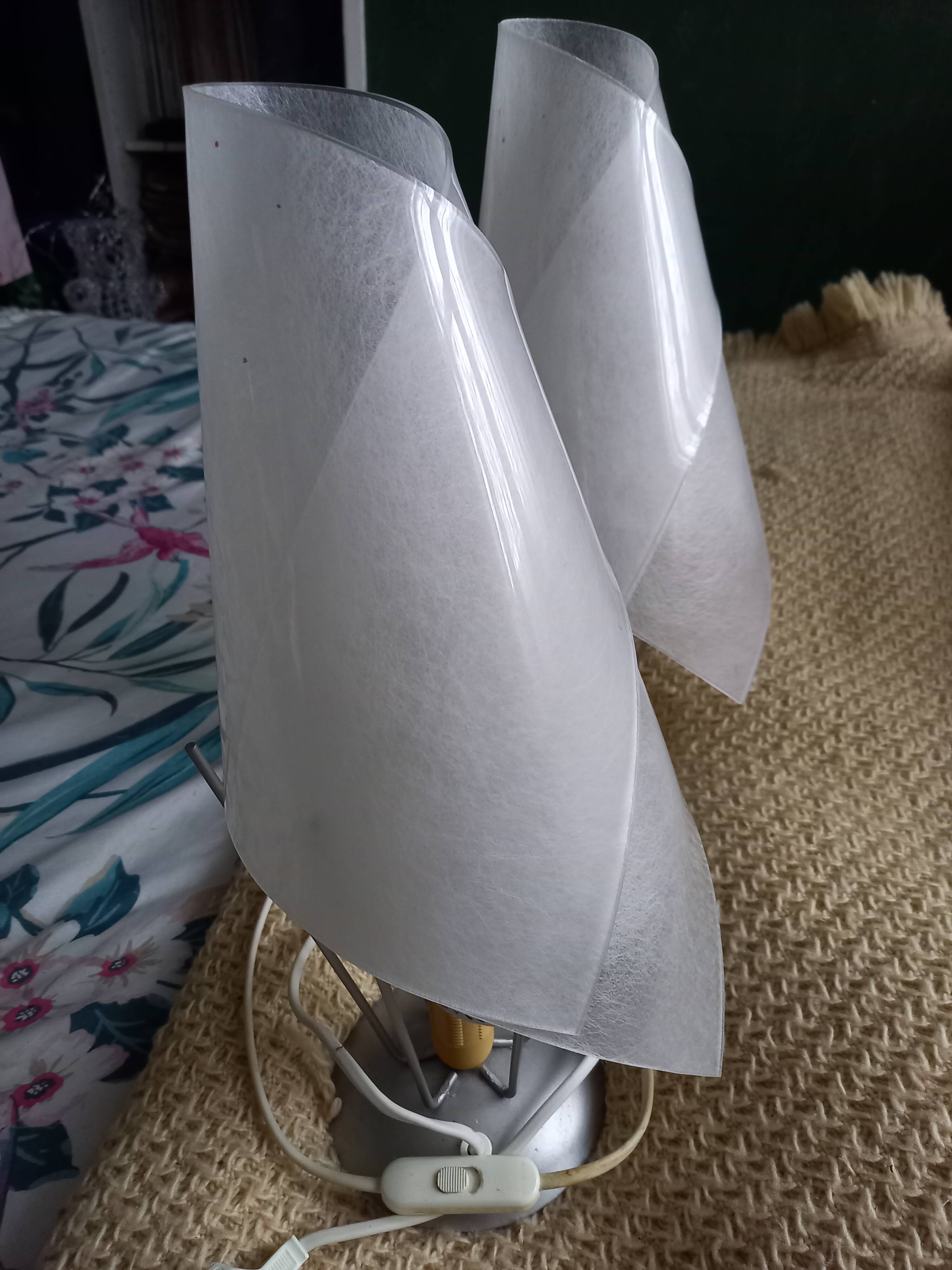 Paire de lampes Poirson vintage