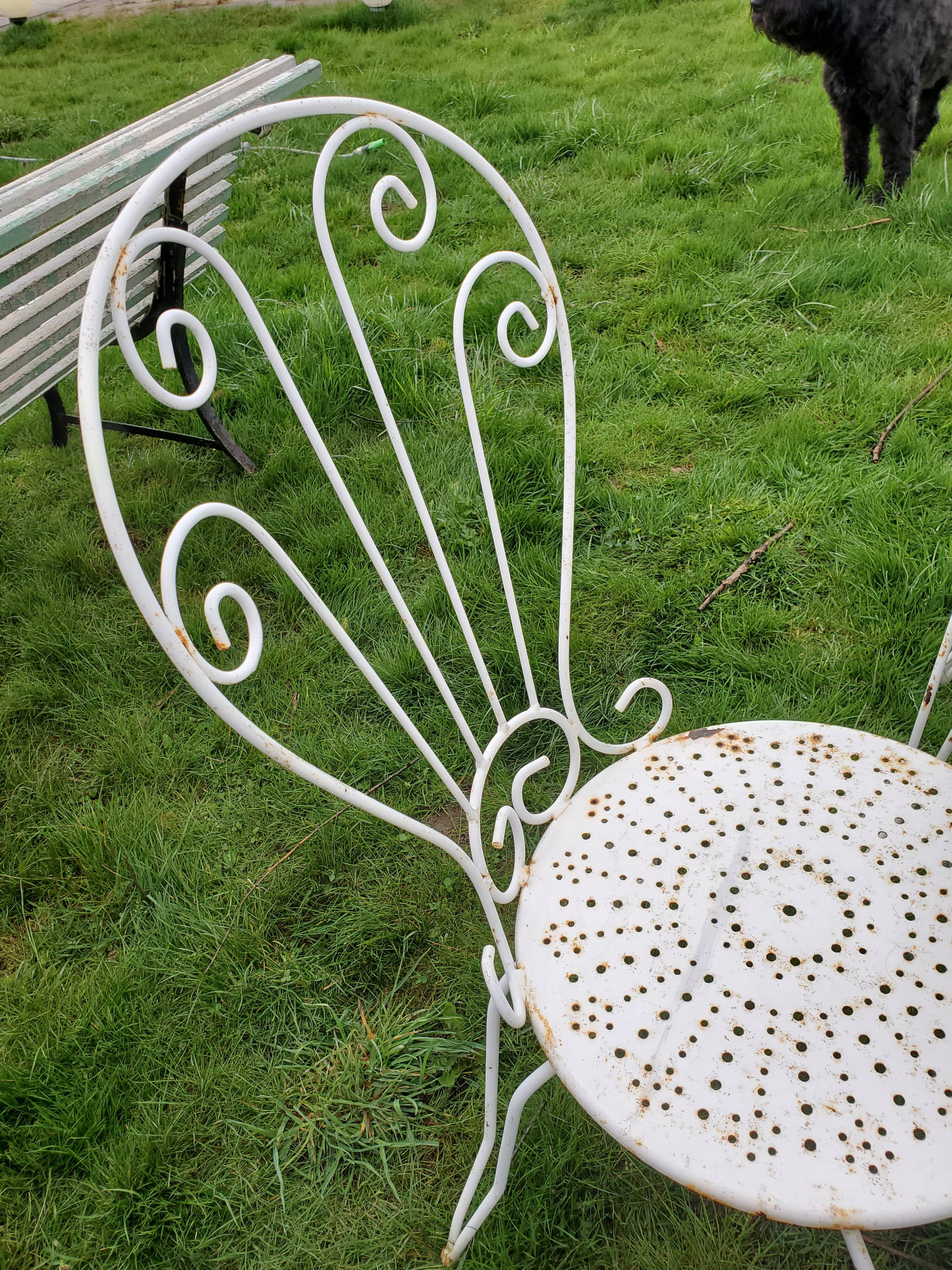 Garden furniture 1 table 4 chairs