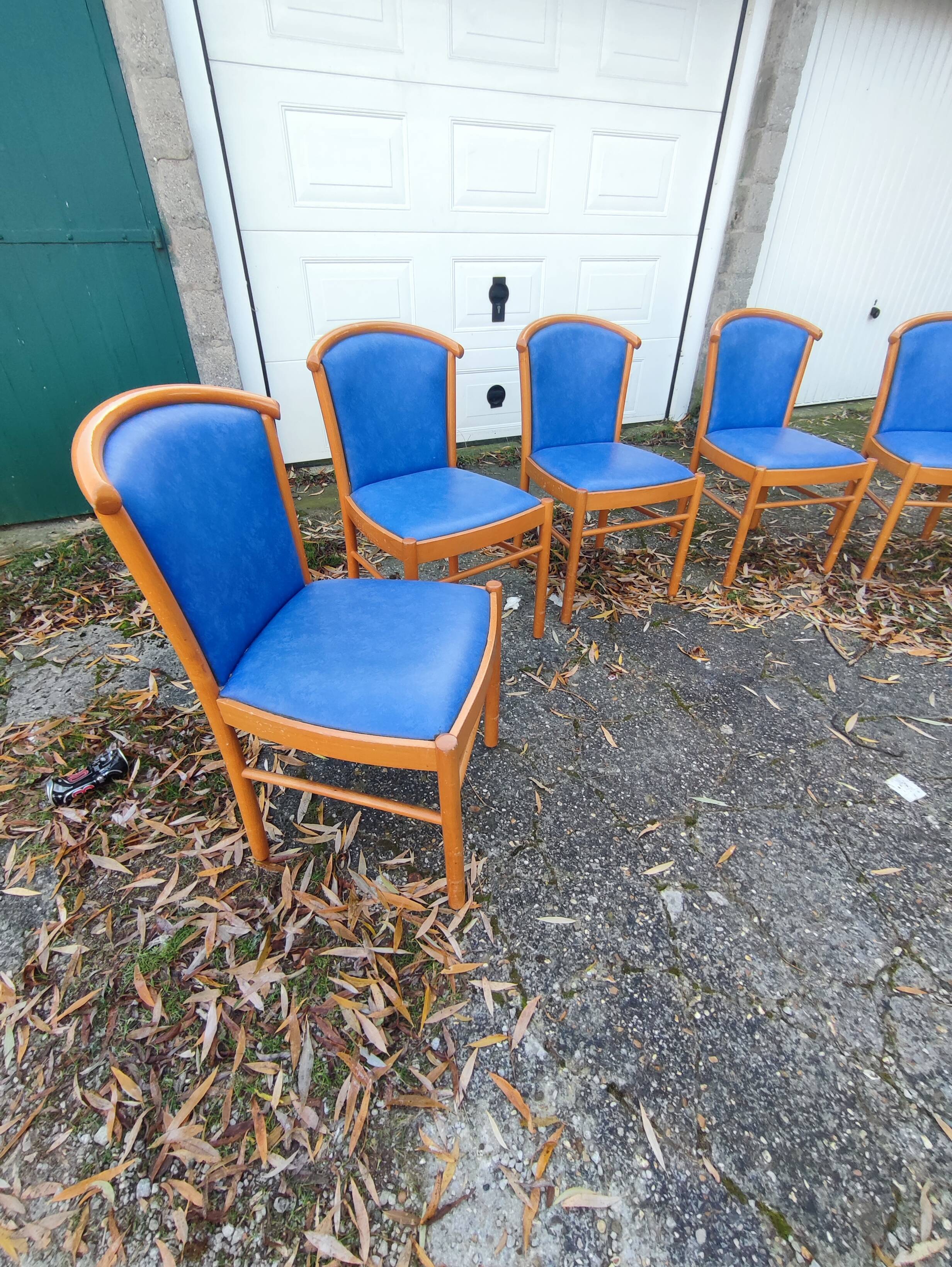 6 bistro restaurant chairs