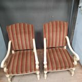 Paire de fauteuils style regence
