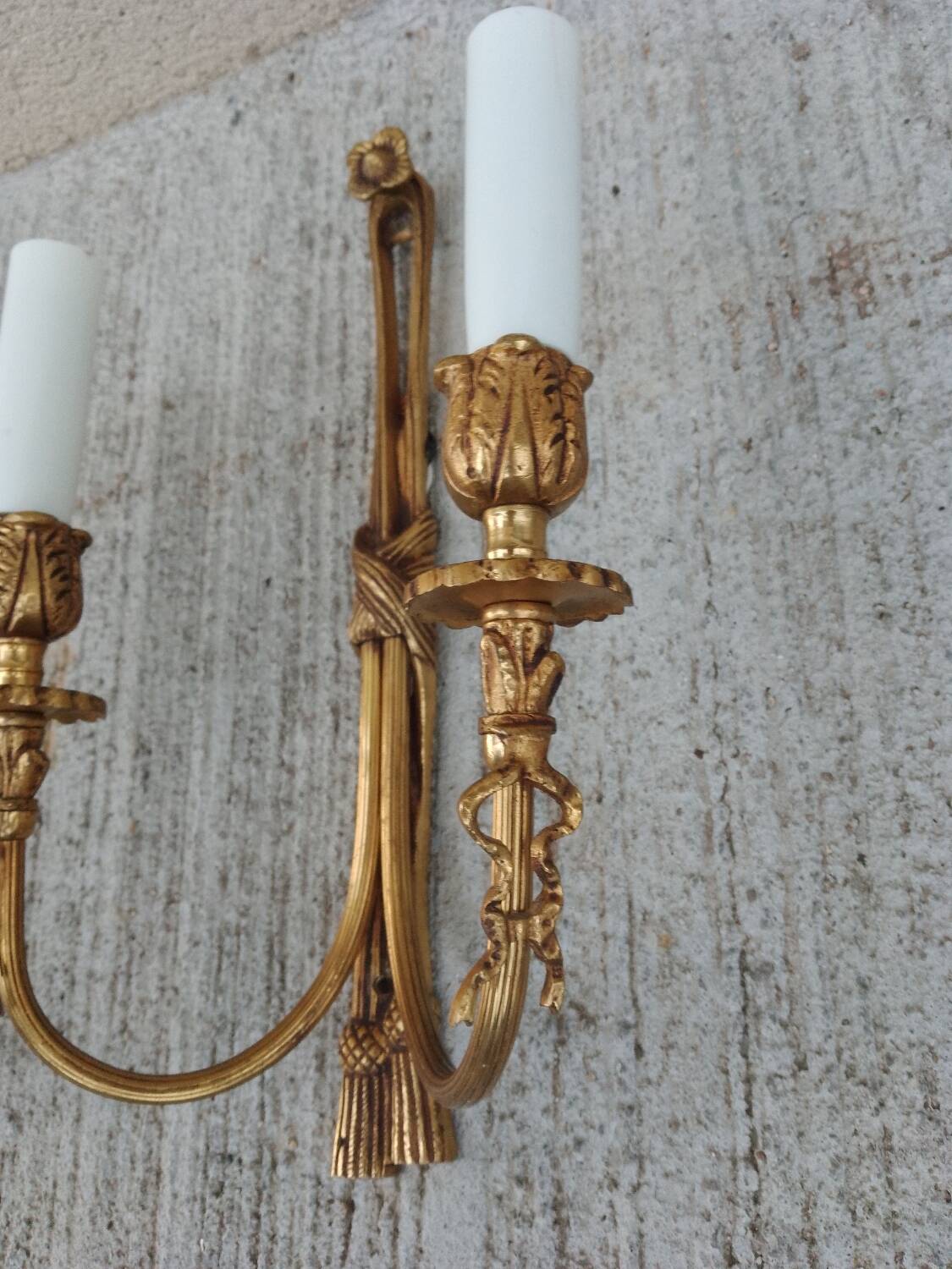 Pair of Louis XVI Style Bronze Wall Lights Forming Knots and Flowers