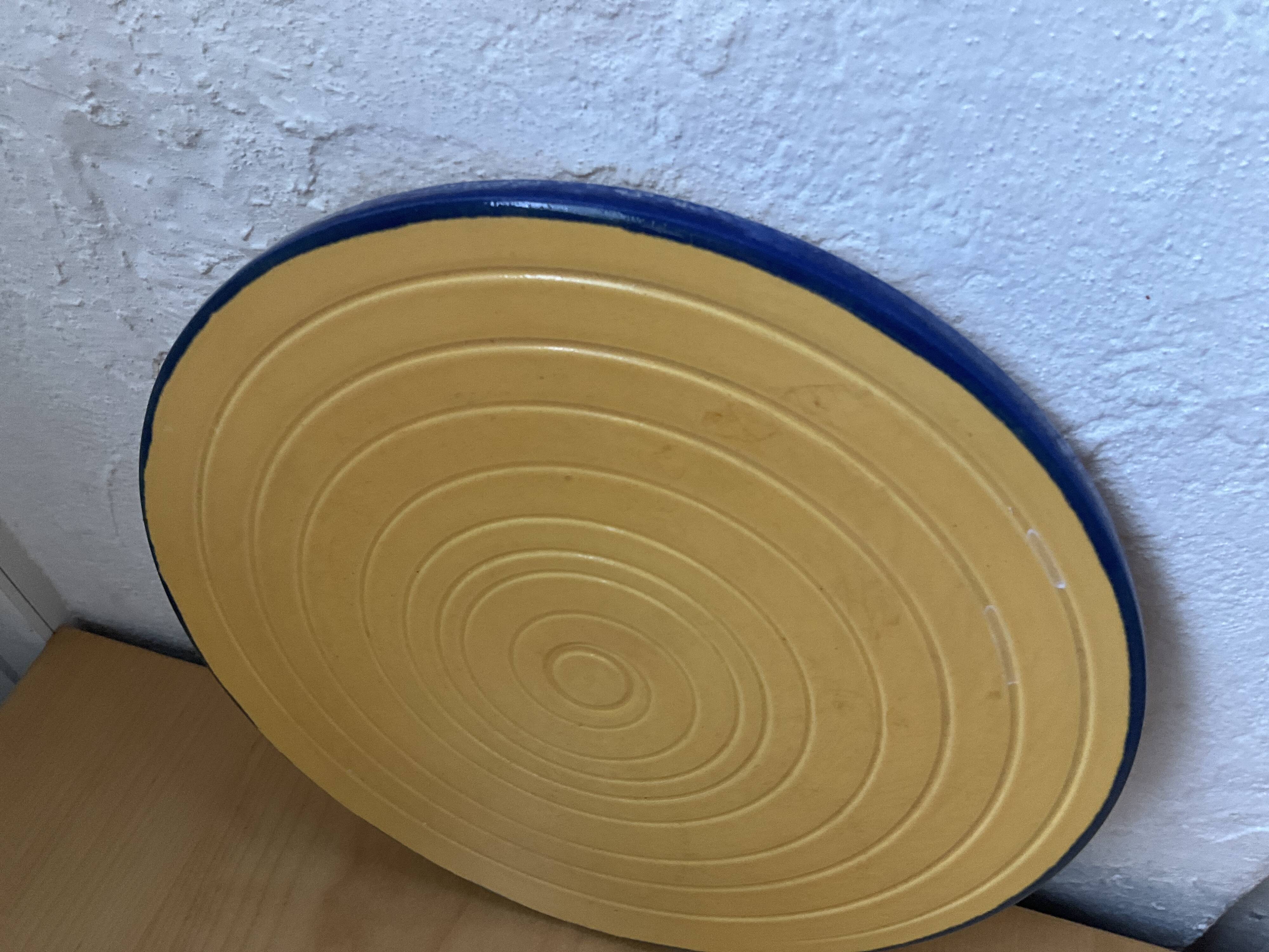 Yellow ceramic trivet