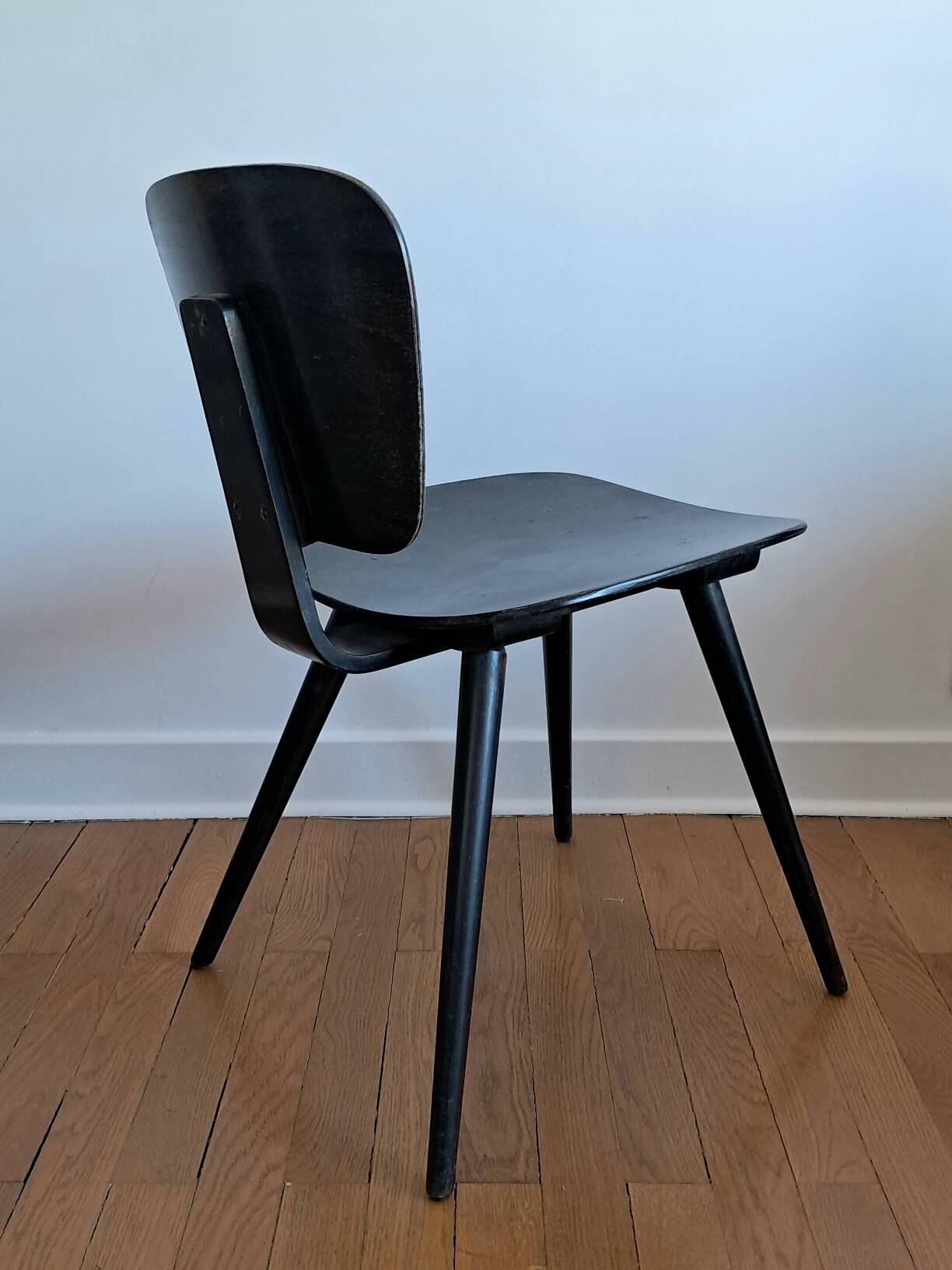 Thonet chair no. 57