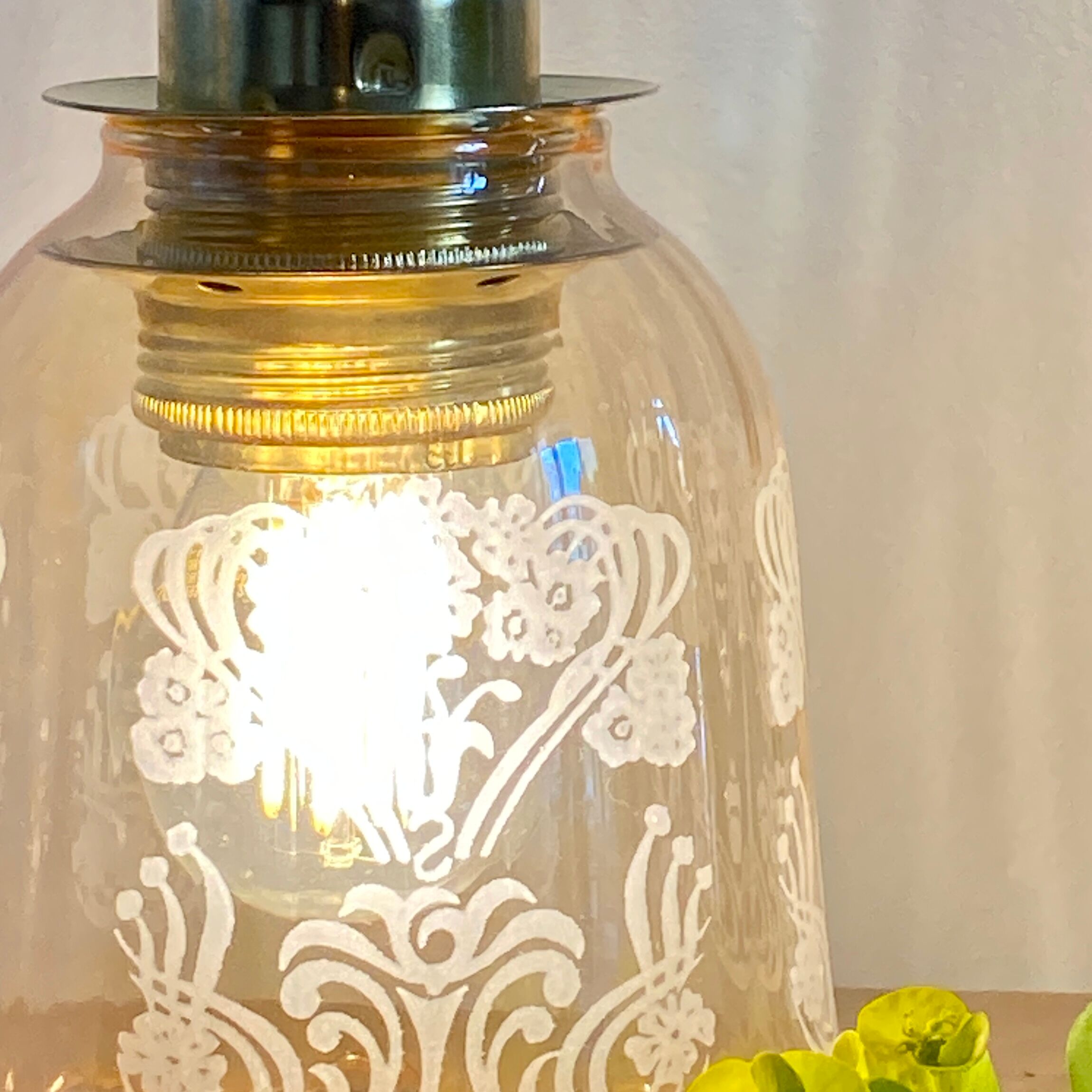 Vintage tulip walking lamp in amber glass