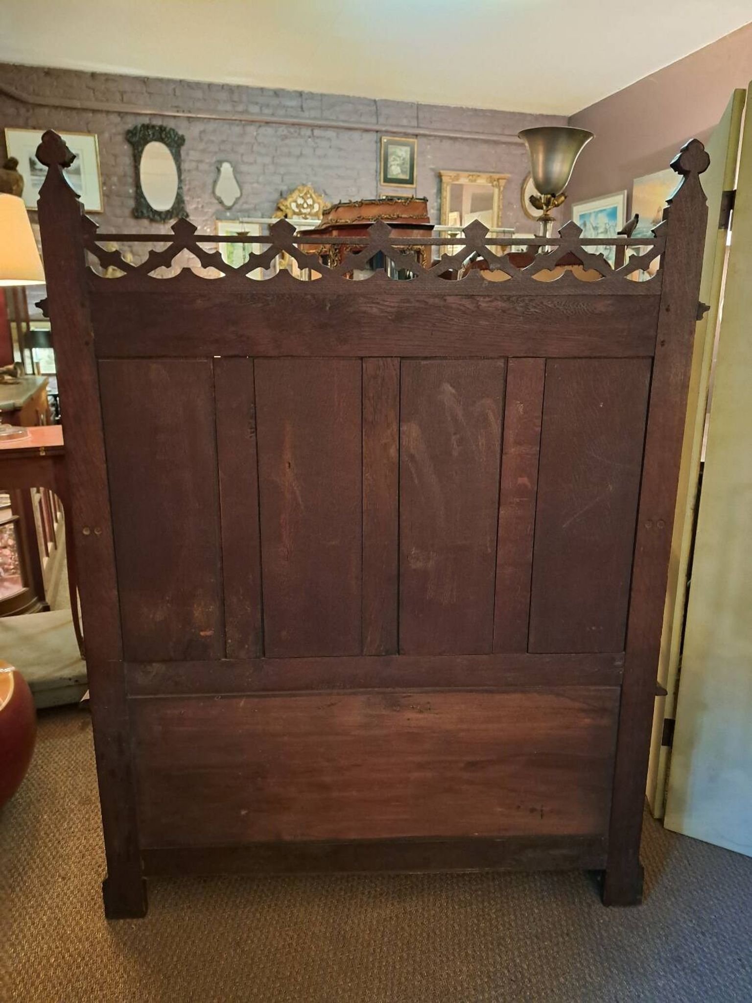 Neo-Gothic chest bench from the late 19th century