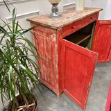 Buffet parisien patine rouge