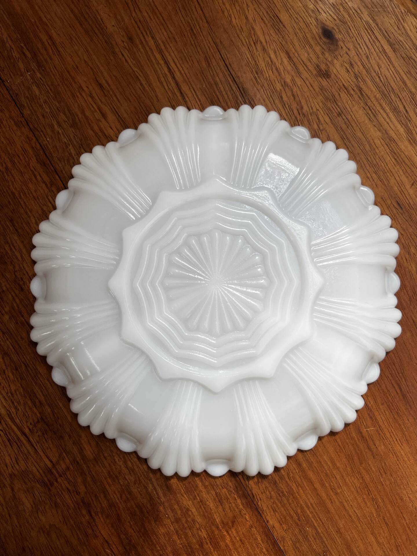 Plat de service en opaline - 1940