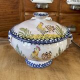 Soupière ancienne en terre cuite et faïence