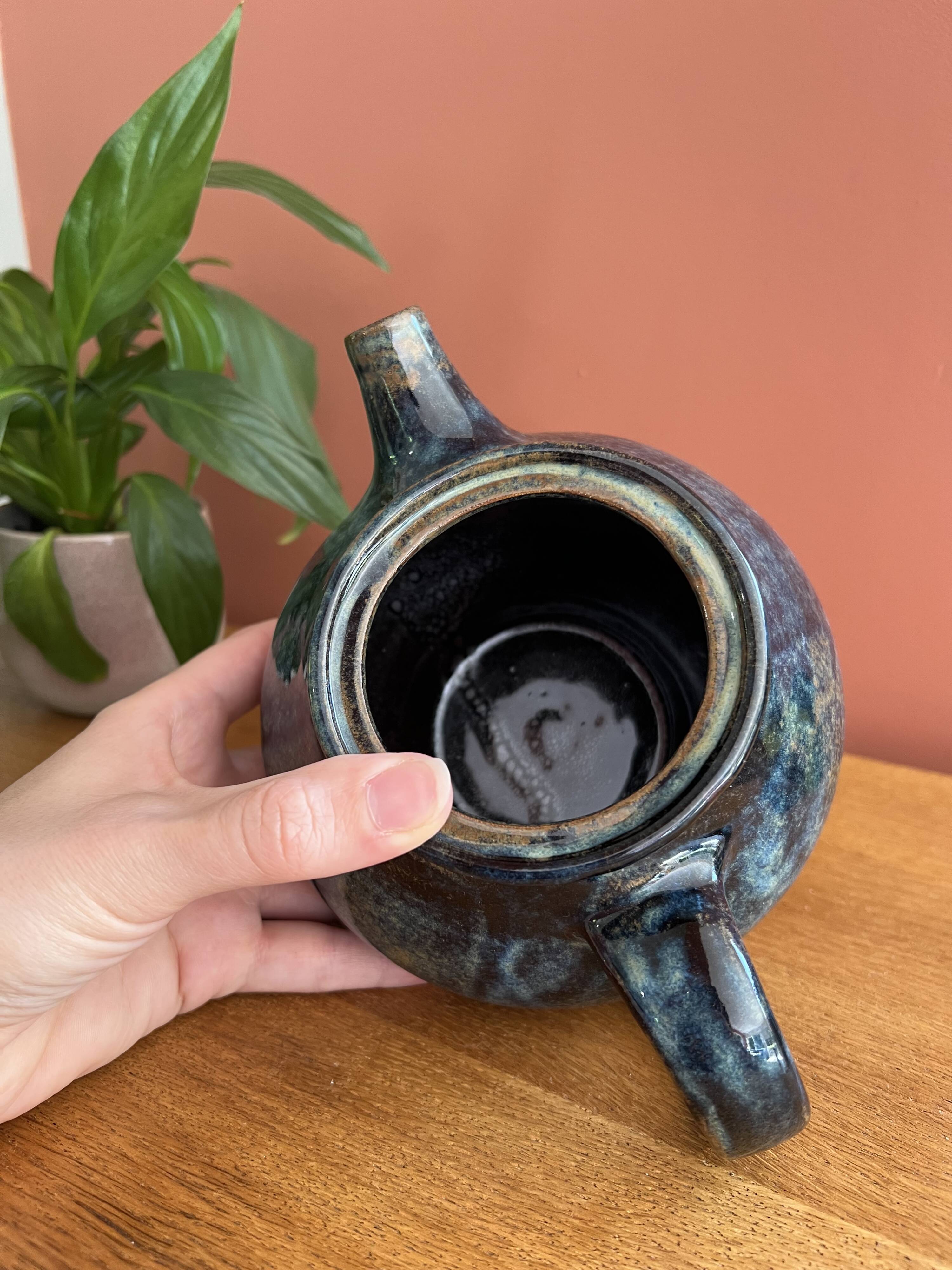 Enamelled stoneware teapot from Saint Amand en Puisaye
