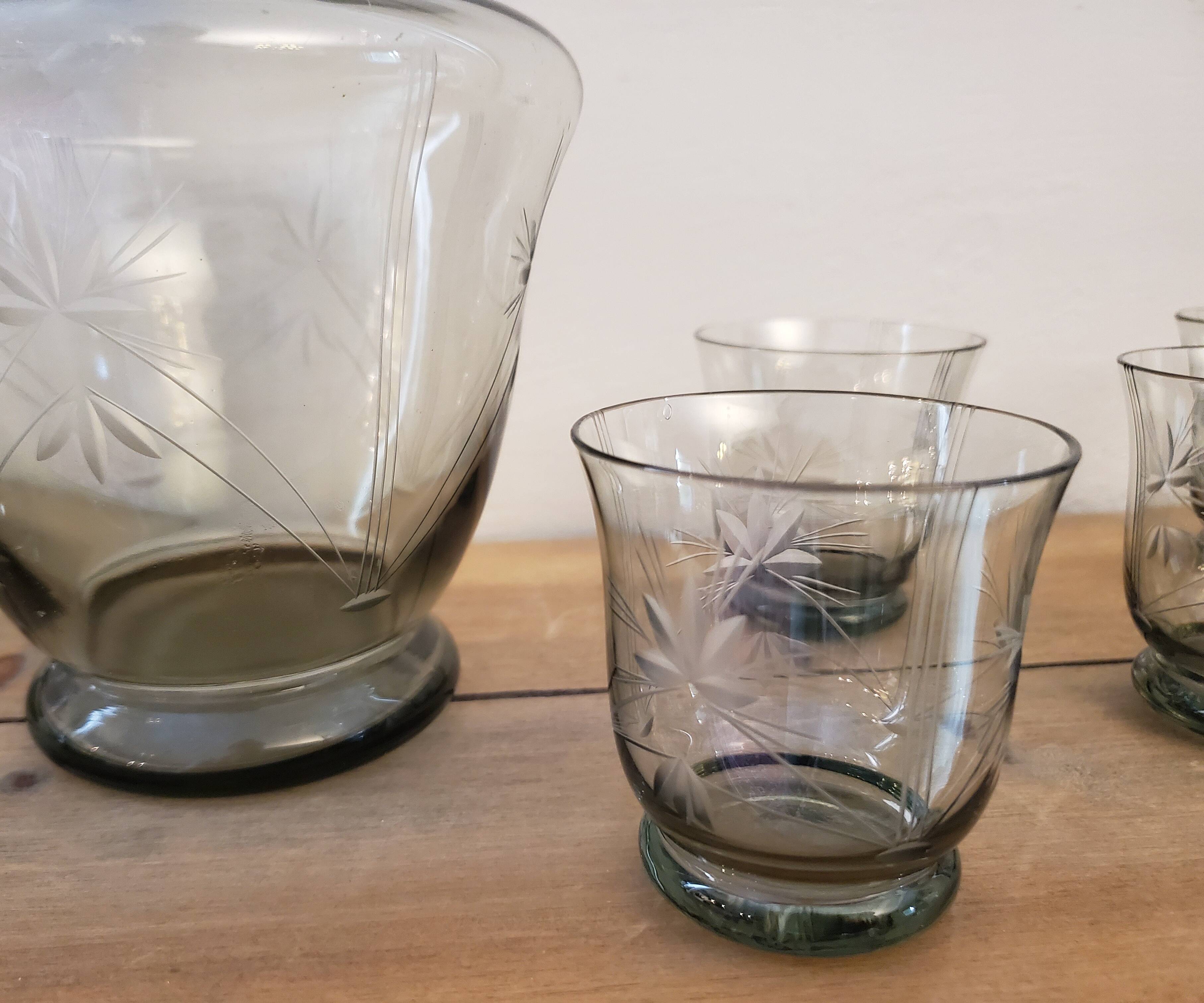 Carafe and 50's glasses
