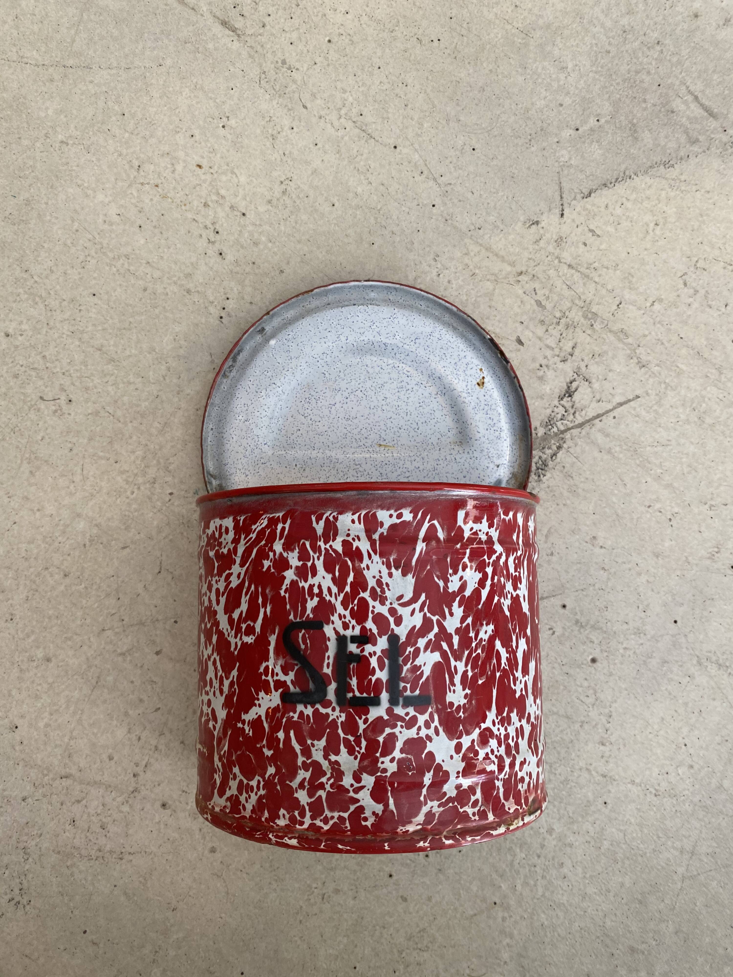 Salt box enamelled sheet metal