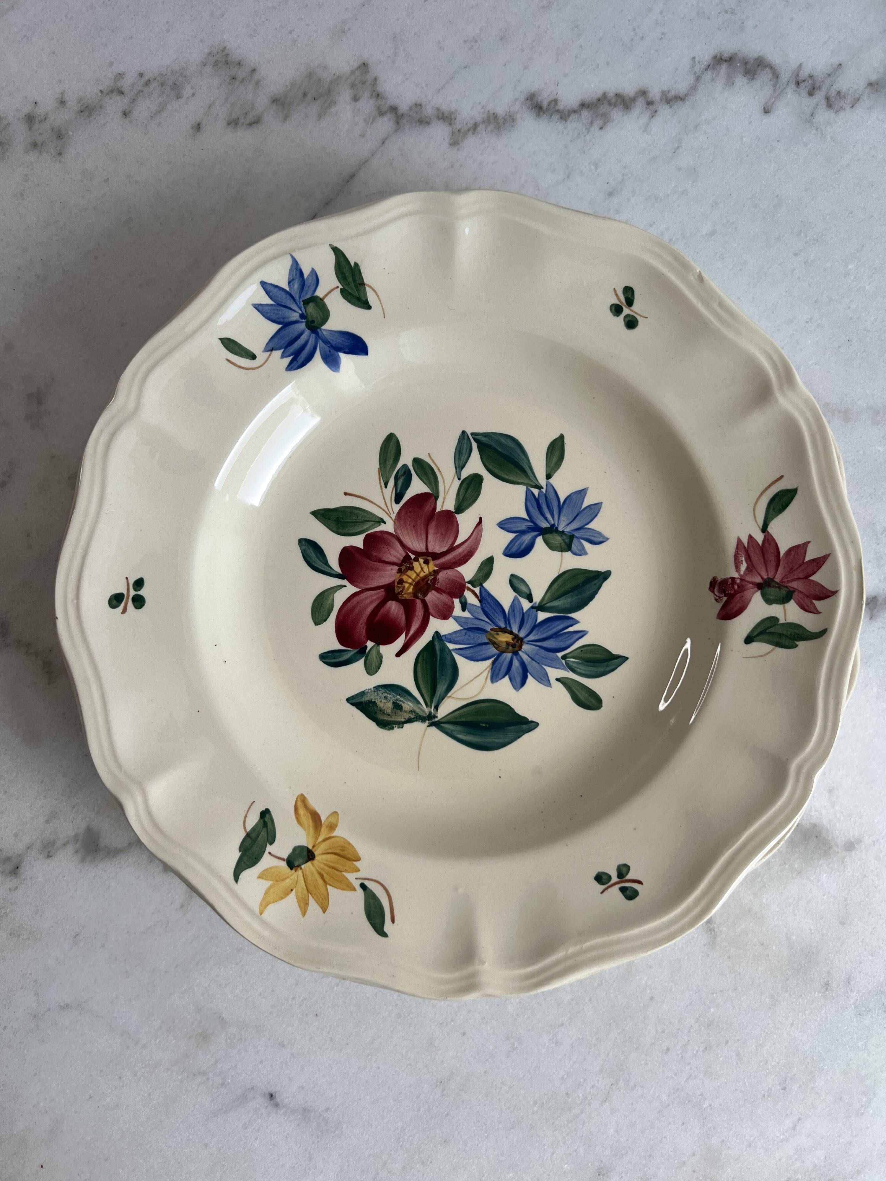 Lot 11 assiettes creuses Sarreguemines et Digoin