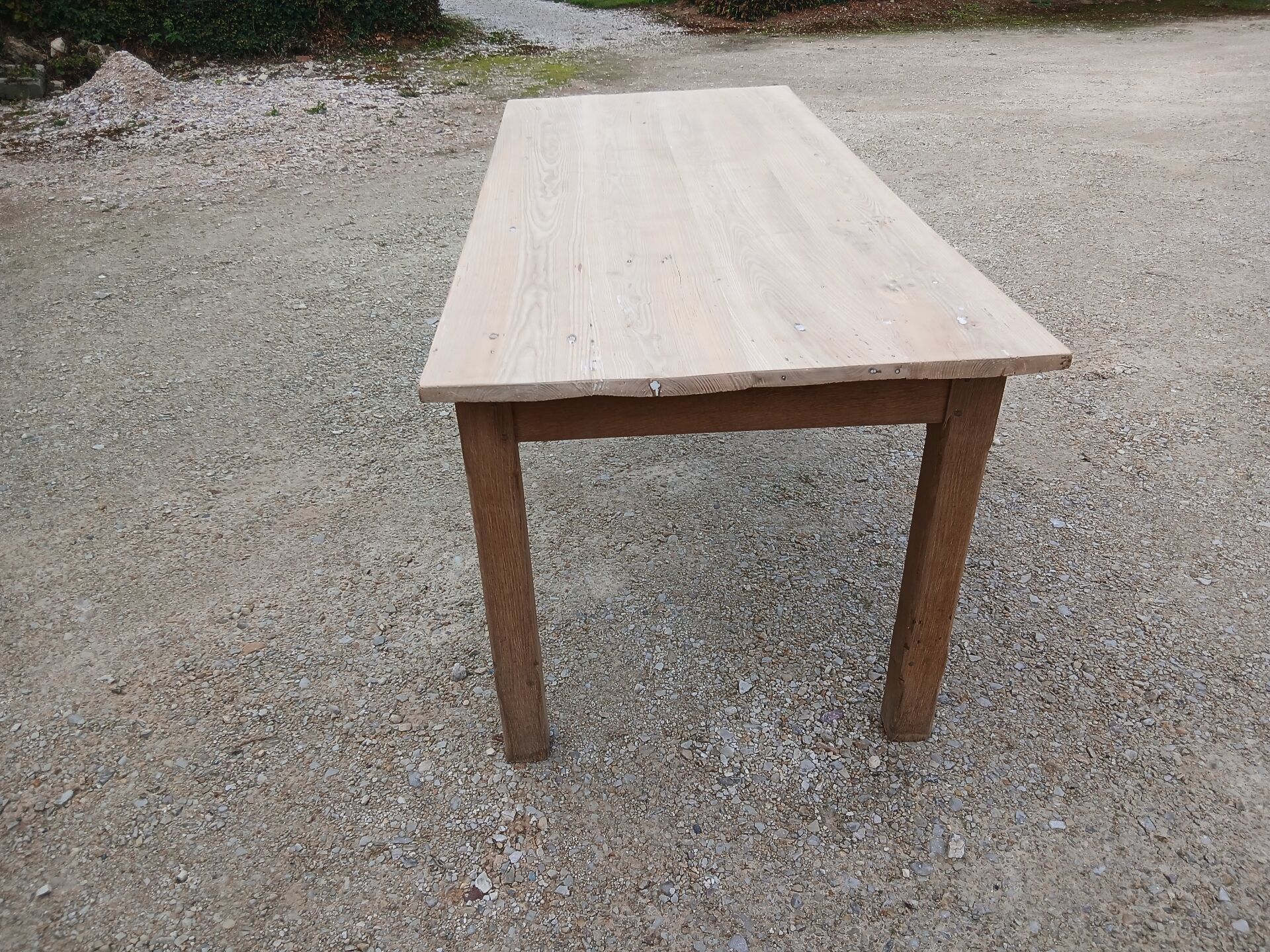 Table de ferme vers 1800