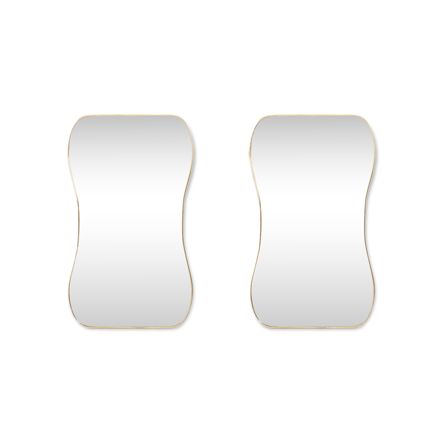 Paire de miroirs dans le goût de Gio Ponti. Circa 1970.