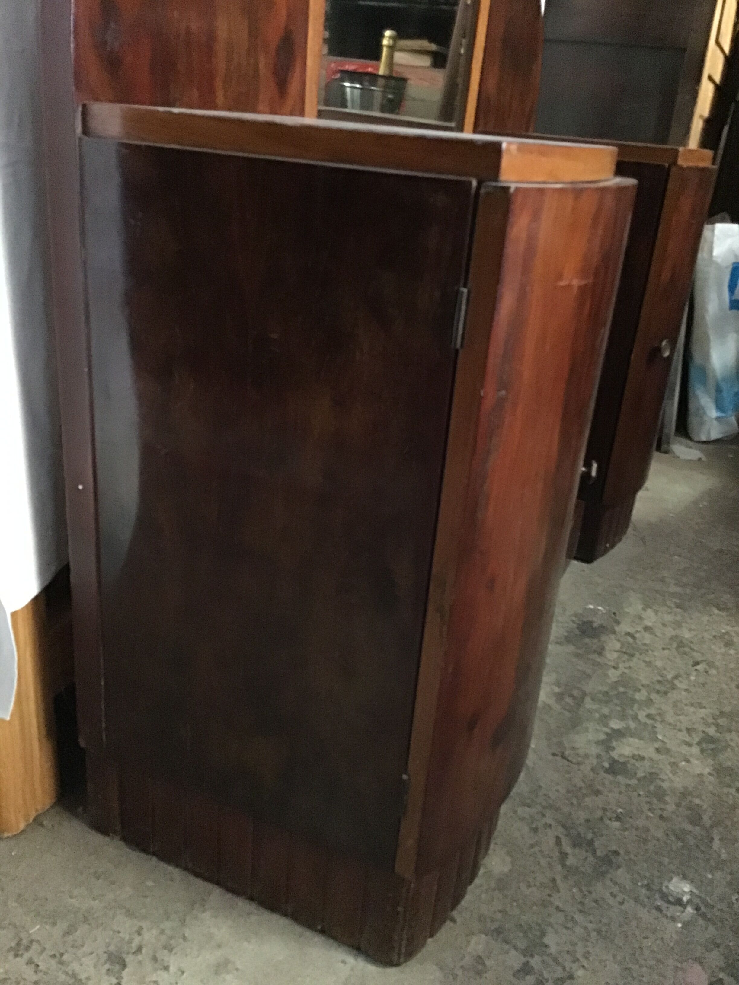 Art Deco psyche hairdresser