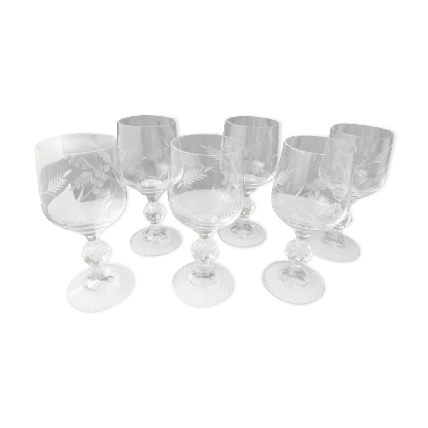 Set de 6 verres à vin en verre meulé