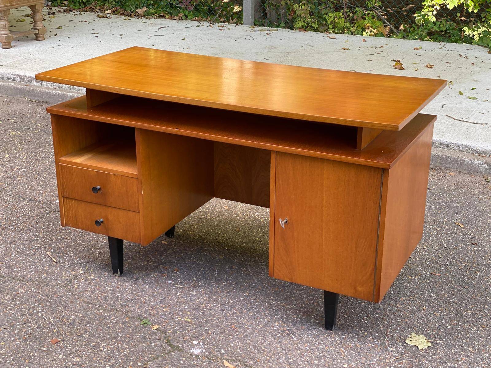 Scandinavian desk from the 50s/60s in wood 130cm
