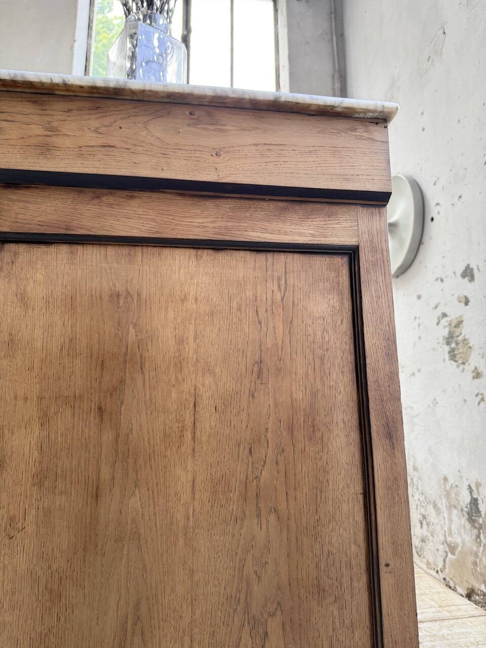 Oak and marble counter 1950