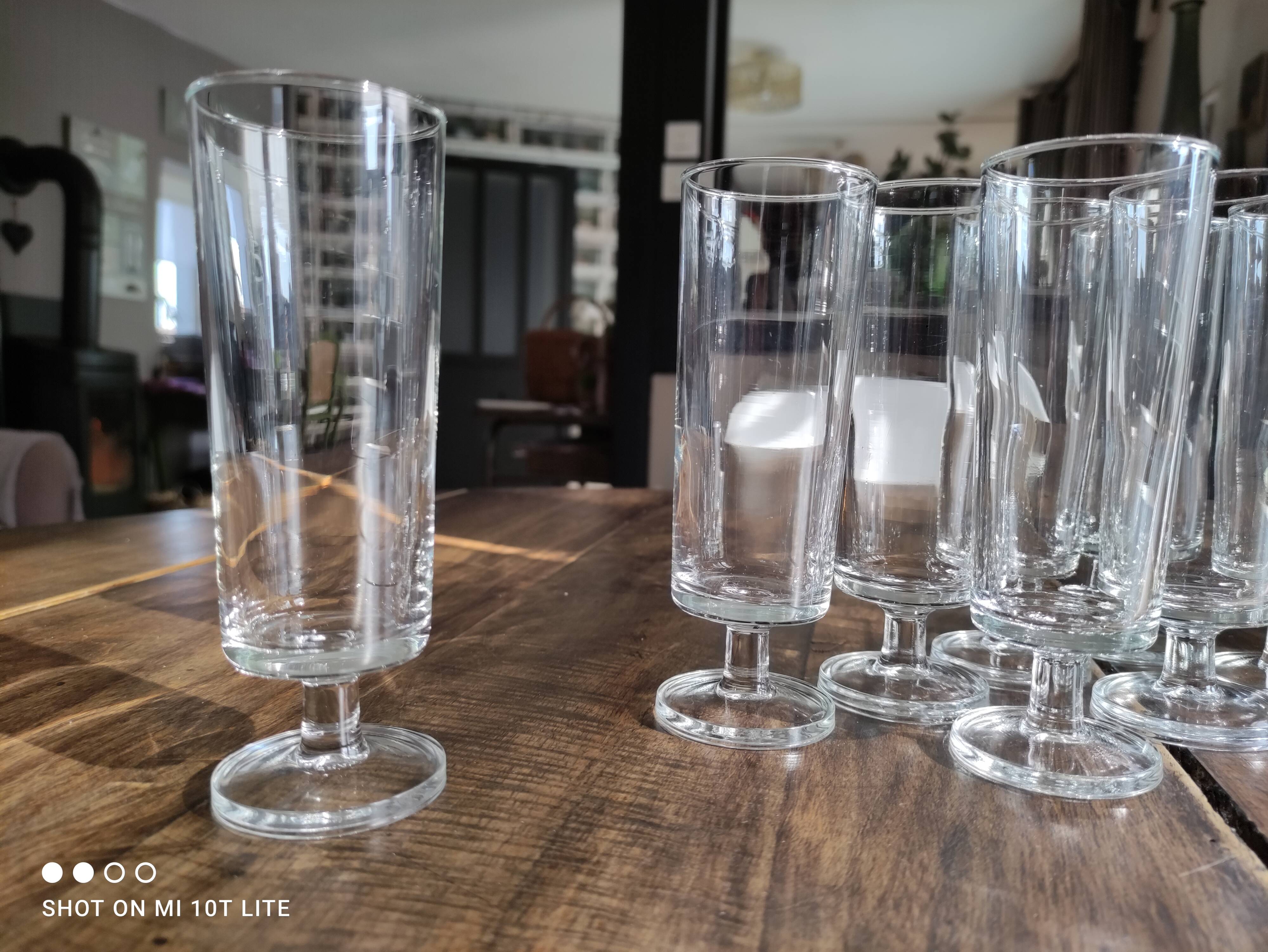 Set of 8 vintage glass champagne flutes Luminarc transparent Sweden model