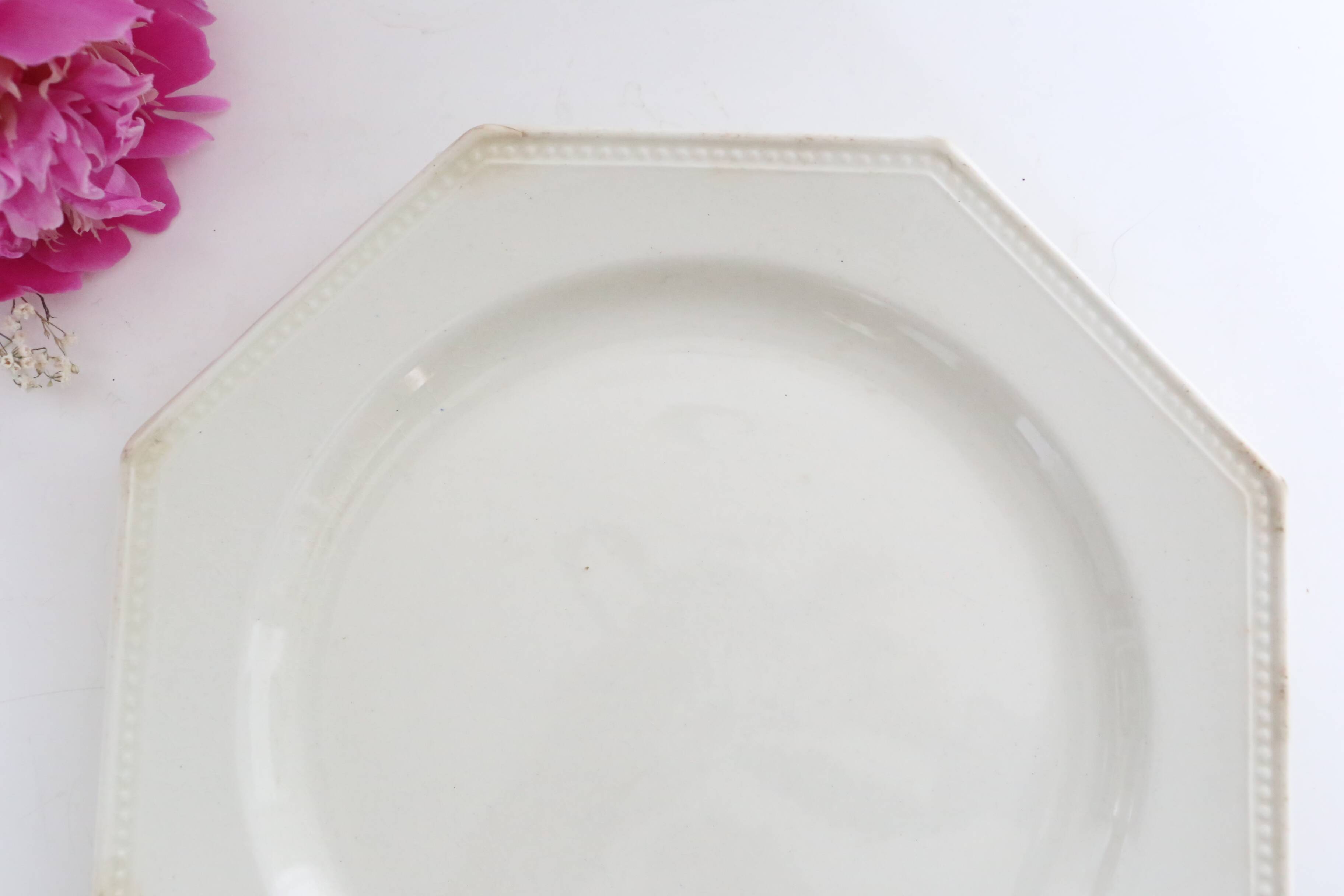 Creil and Montereau plates, 19th century, Perle model, ivory / lot 1