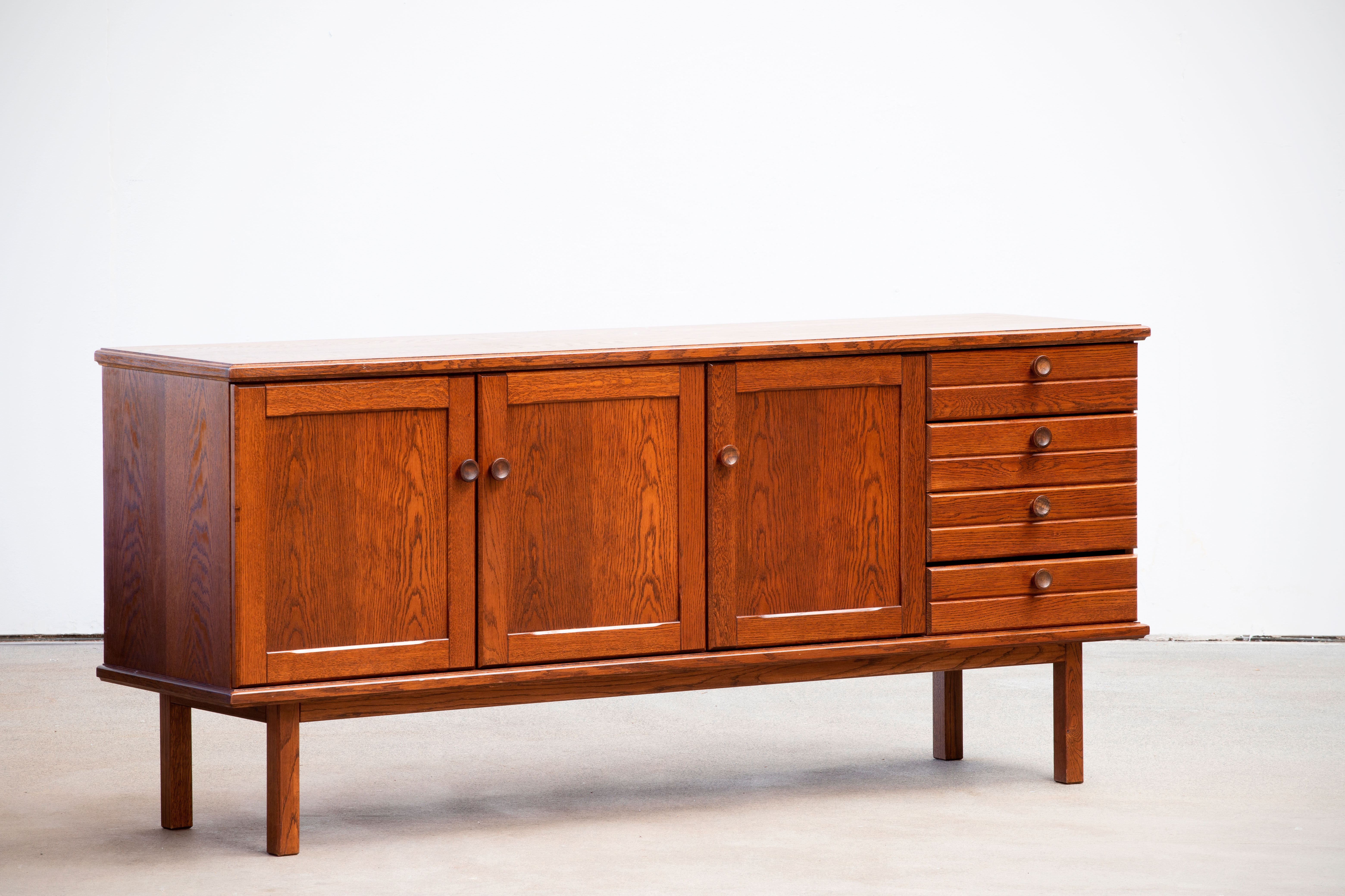 Scandinavian enfilade